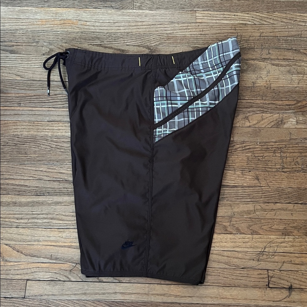 Men's Vintage Nike Board Shorts - XL